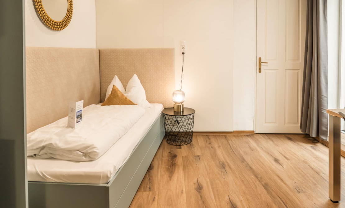 Helles Economy Apartment mit komfortablem Einzelbett